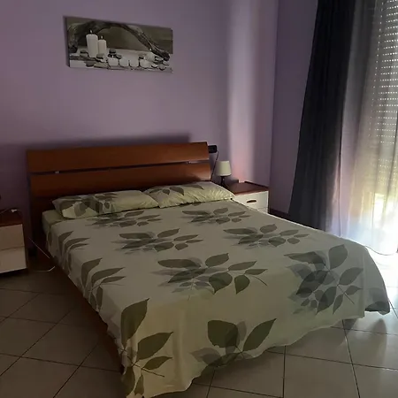 Montebello 아파트